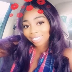 Meet your Posher, Shenquelle